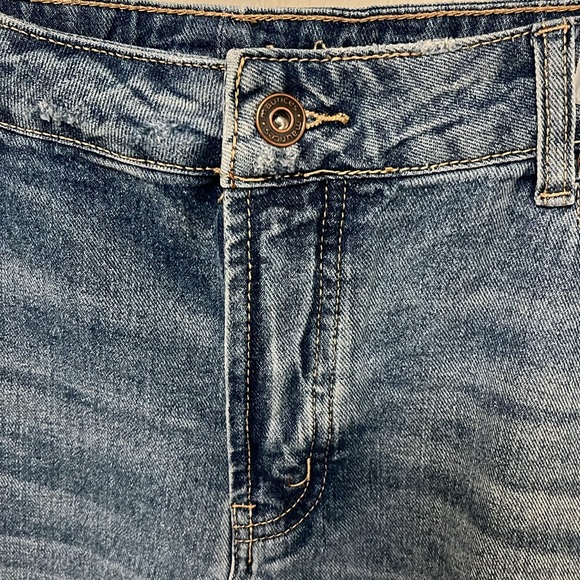 Blue Jean Skirt button Fly - Picture 7 of 11